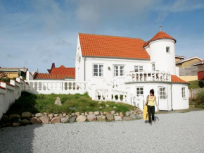 Three-Bedroom Holiday home in Løkken 68